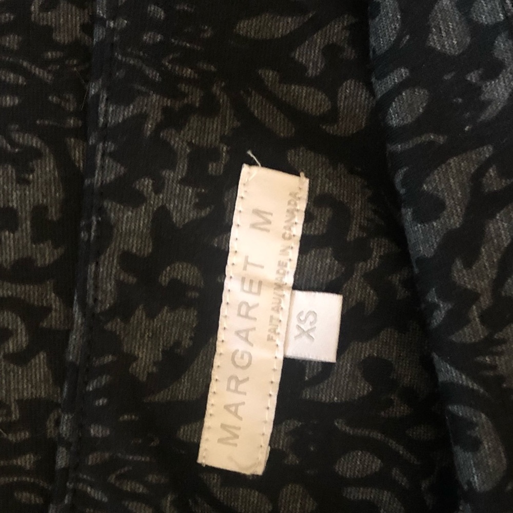 XS Knee Length Pencil Skirt